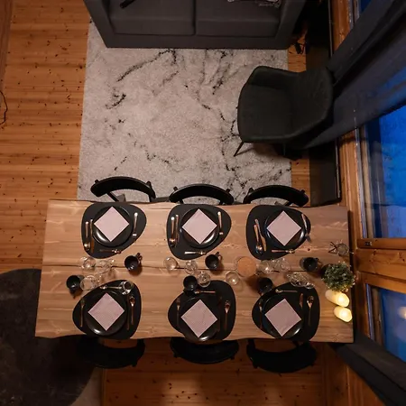 Arctic Bear - Lapland - Aurora - Sauna - Northern Lights Lomakylät