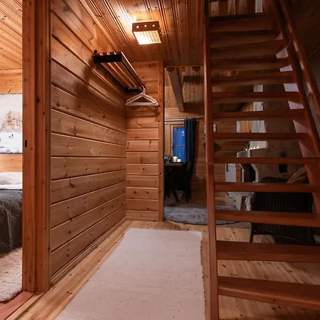 Lomakylät Arctic Bear - Lapland - Aurora - Sauna - Northern Lights Ranua