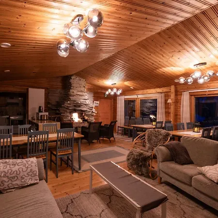 Arctic Bear - Lapland - Aurora - Sauna - Northern Lights Ferienpark 4*