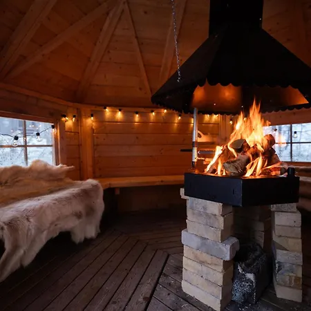 Lomakylät Arctic Bear - Lapland - Aurora - Sauna - Northern Lights Ranua